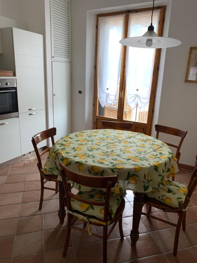 Appartamento Donella Con Parcheggio Privato San Gimignano Eksteriør bilde